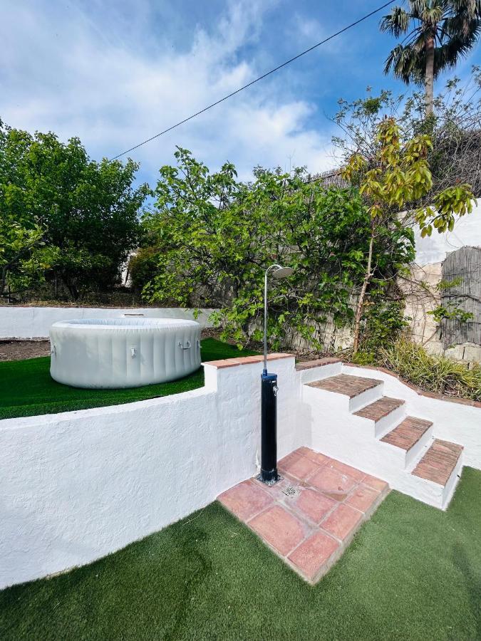 Villa En Frigiliana Con Piscina Y Jacuzzi エクステリア 写真