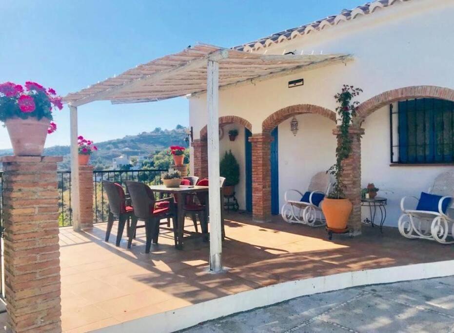 Villa En Frigiliana Con Piscina Y Jacuzzi エクステリア 写真